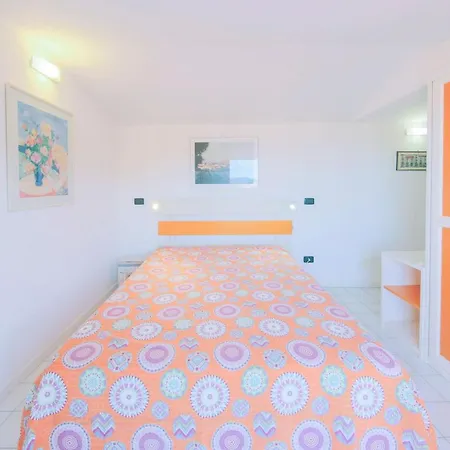 Anna Apartment *